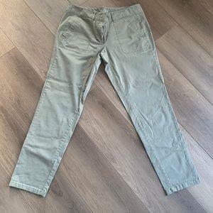 Loft Army Green Cropped Pant